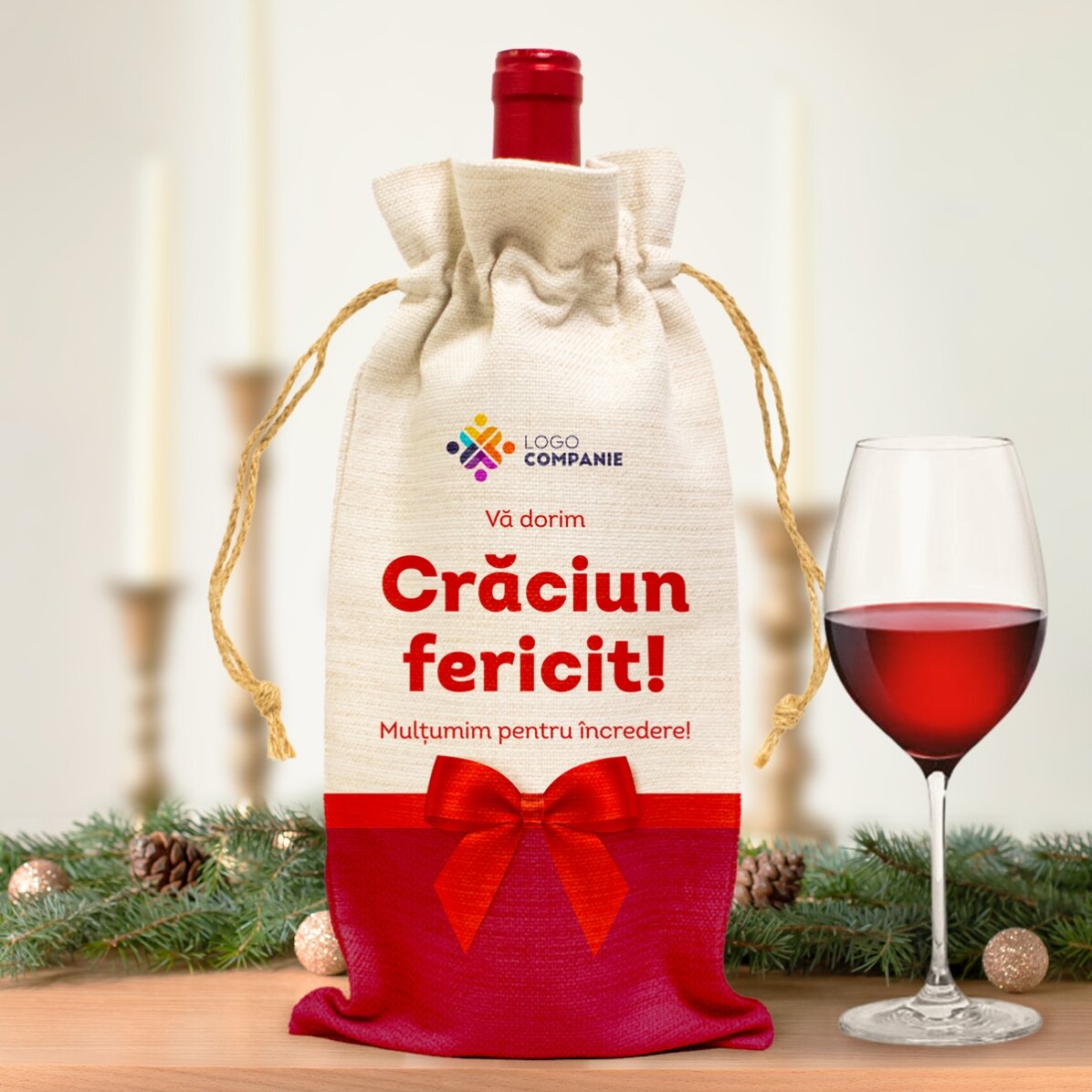 Săculeț personalizat pentru sticlă de vin cu logo și mesaj premium pentru Crăciun